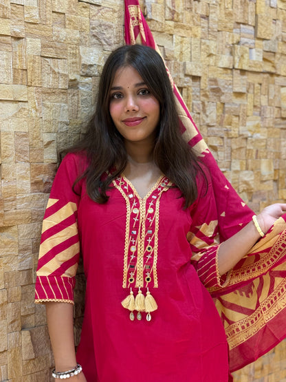Rani Pink Digital Print Cotton Suit Set