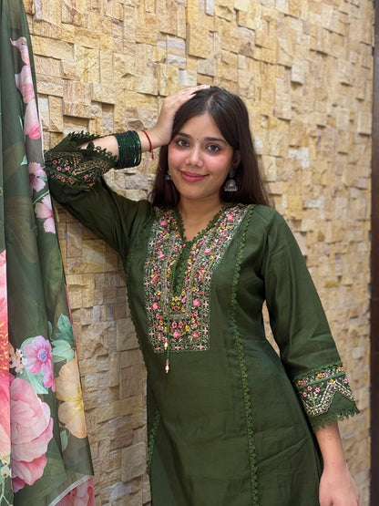 Mehndi Green Pure Silk With Organza Dupatta Suit Set