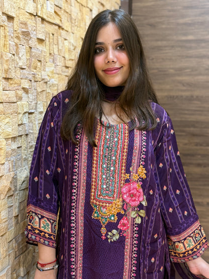 Jamuni Pure Crape Pakistani Style Suit Set