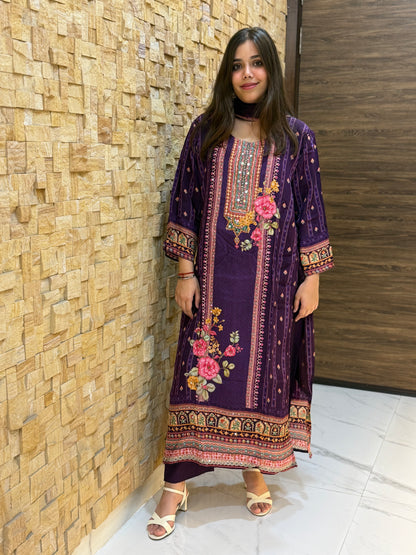 Jamuni Pure Crape Pakistani Style Suit Set