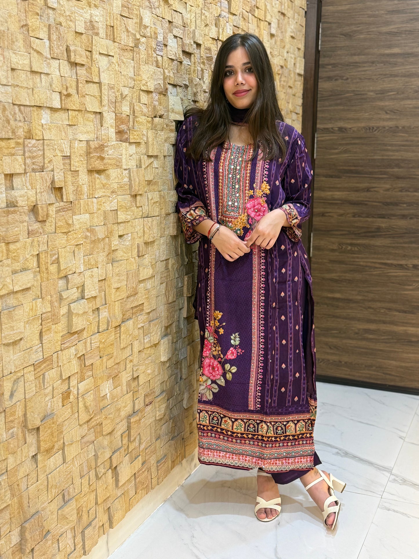 Jamuni Pure Crape Pakistani Style Suit Set