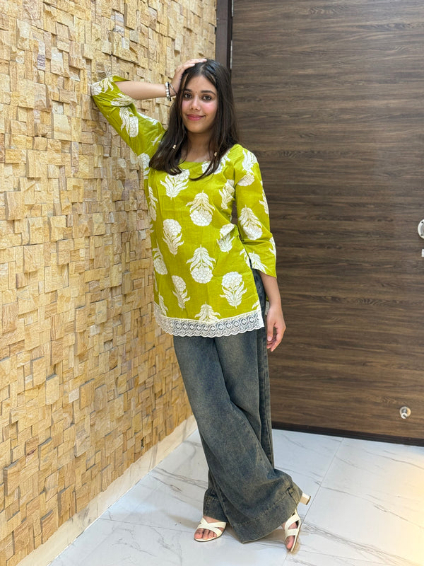 Green Floral Print Corset Short Kurti