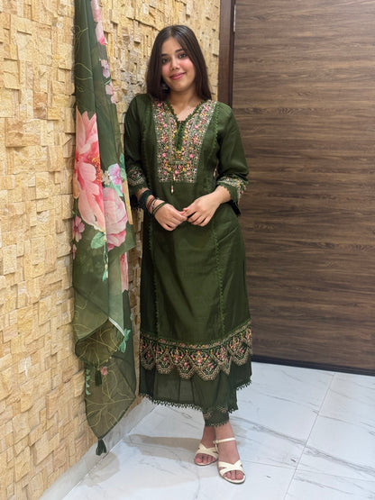 Mehndi Green Pure Silk With Organza Dupatta Suit Set